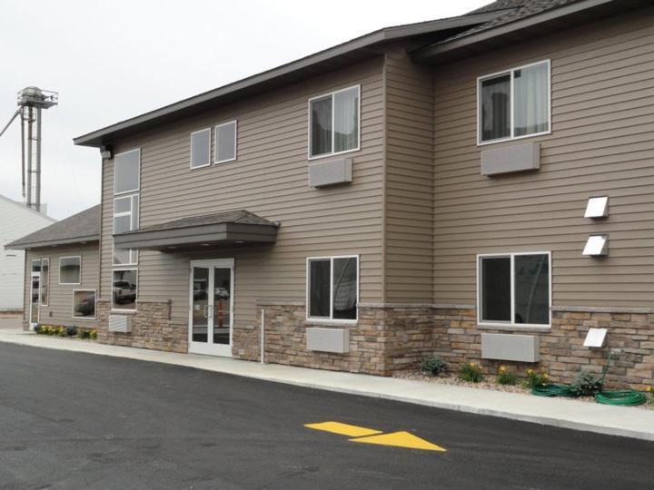 Canby Inn And Suites Exterior foto